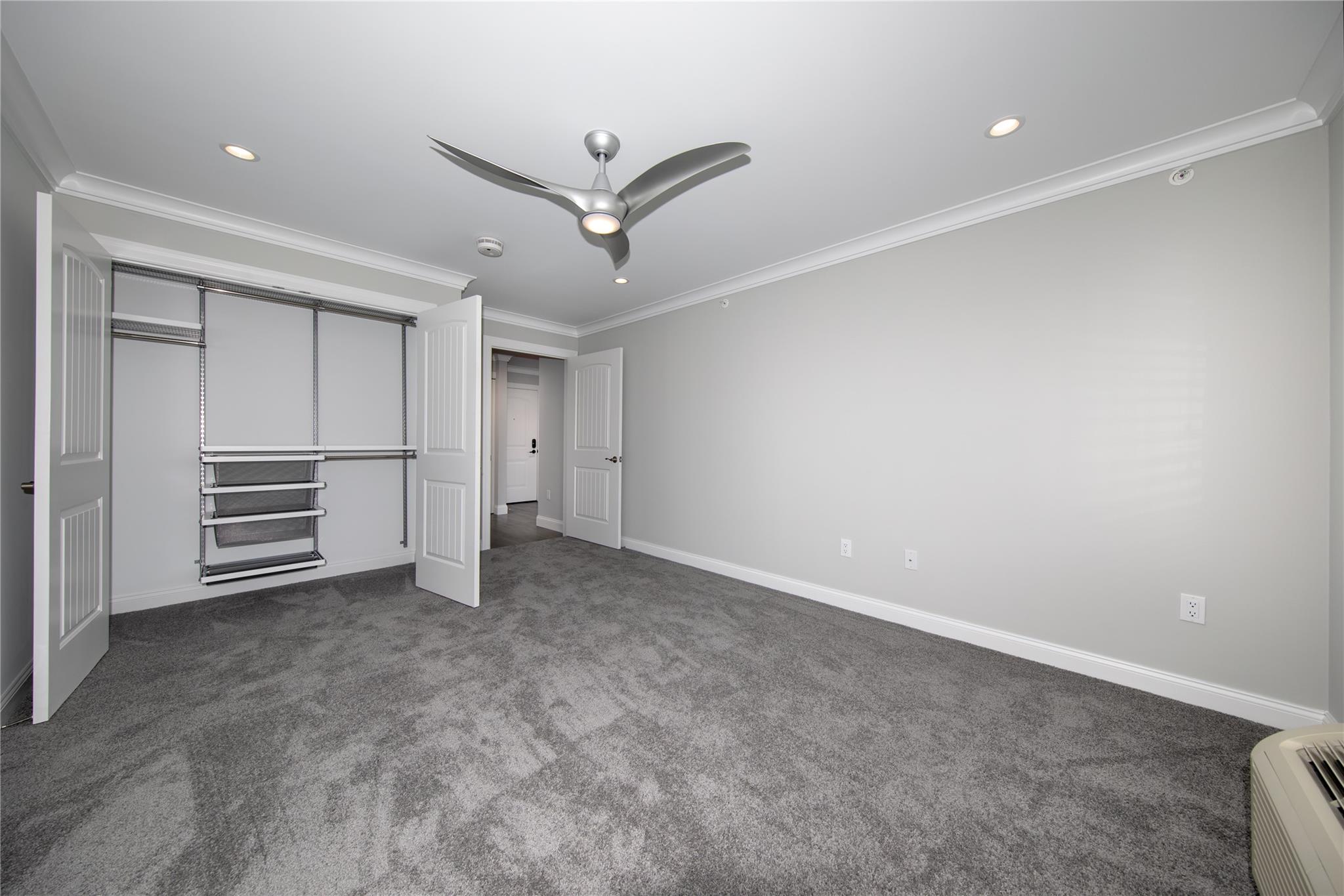 190 Fulton Street # E109, Farmingdale, NY 11735