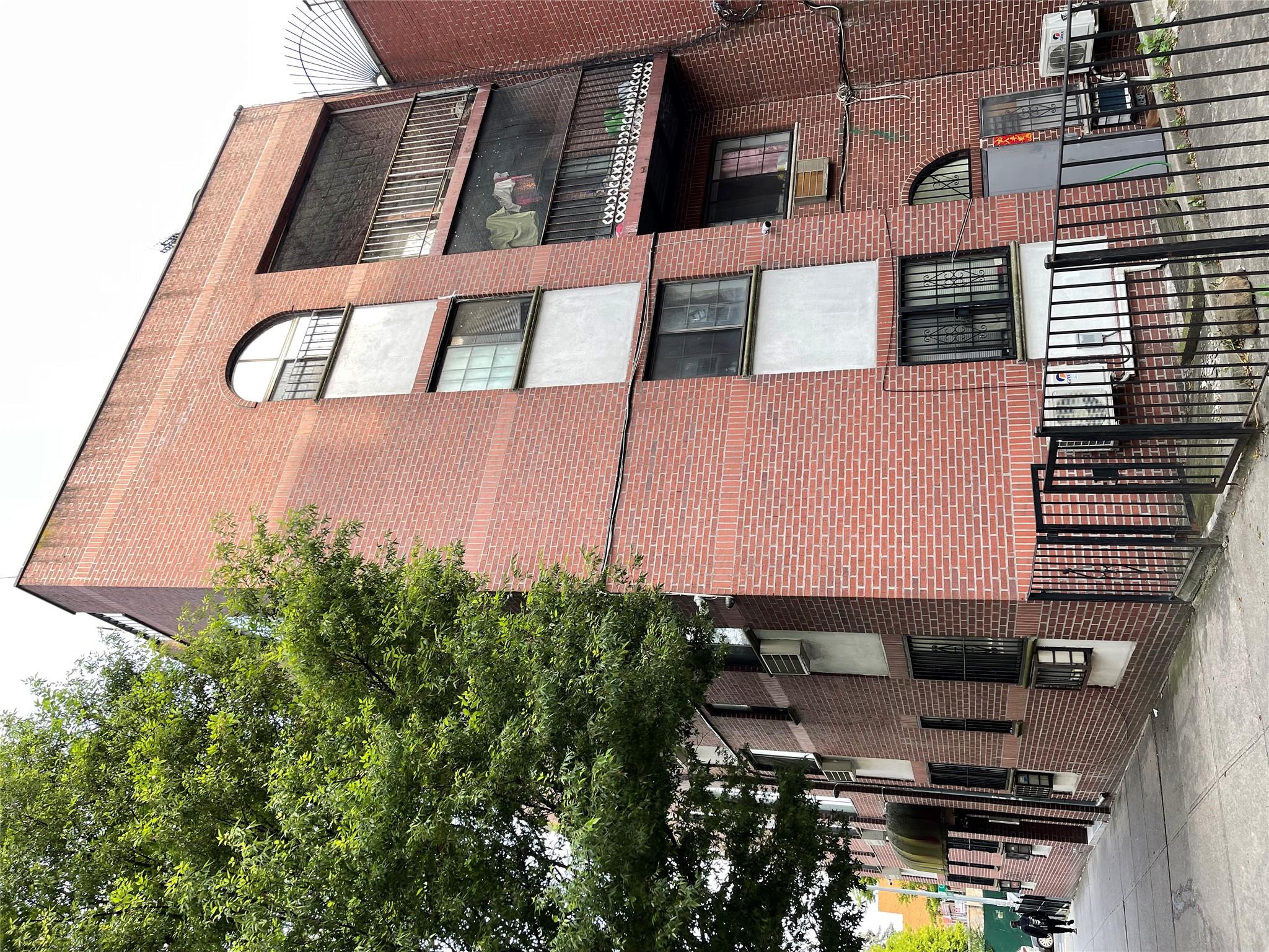 4260 Colden Street # 4B, Flushing, NY 11355