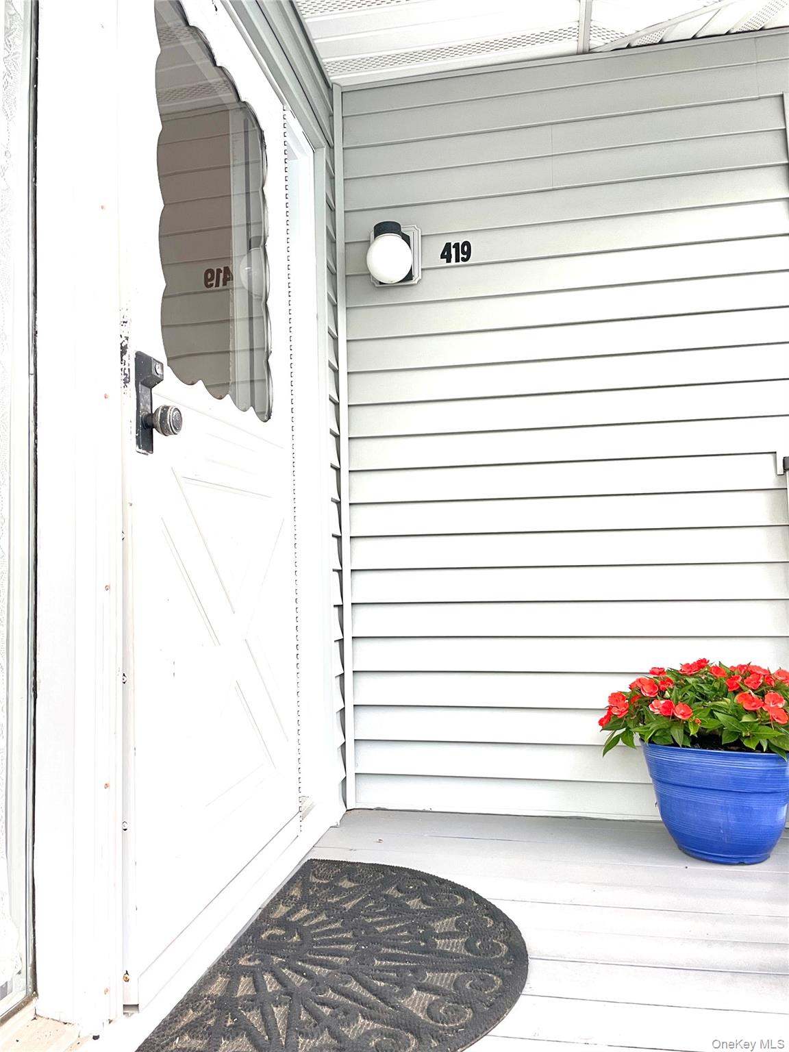 419 Elton Court, Saint James, NY 11780