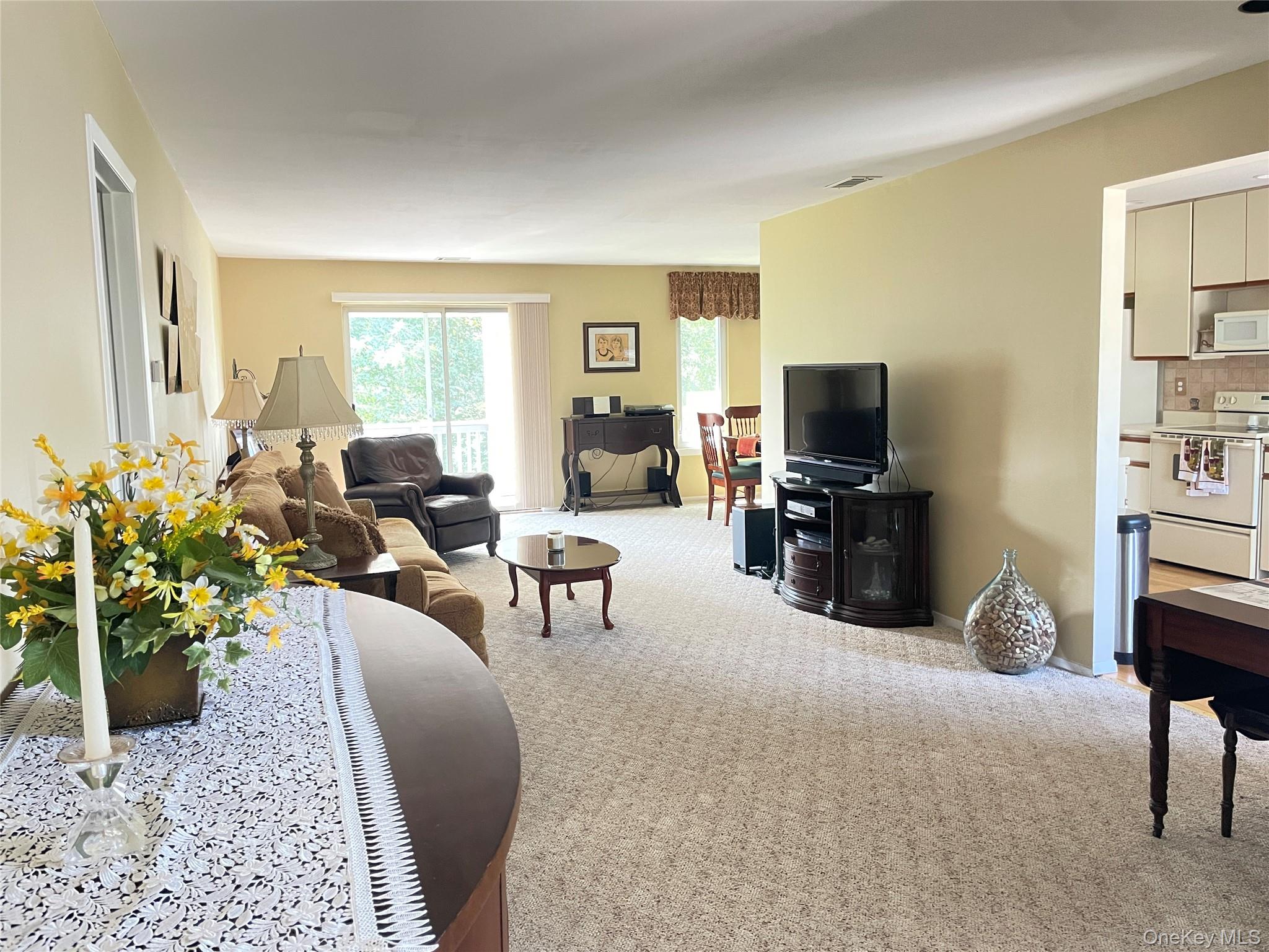 419 Elton Court, Saint James, NY 11780