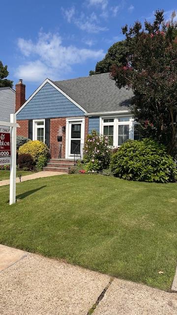 422 Saint Agnes Place, Franklin Square, NY 11010