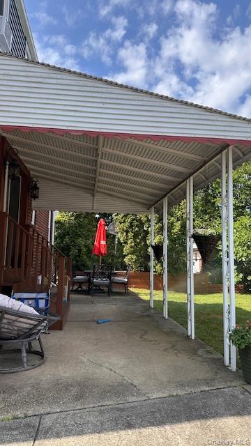 422 Saint Agnes Place, Franklin Square, NY 11010