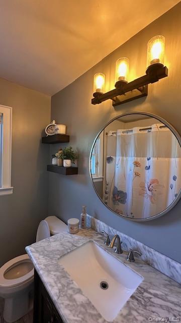 422 Saint Agnes Place, Franklin Square, NY 11010