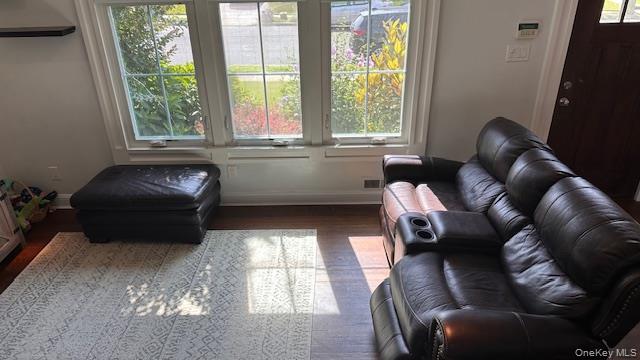 422 Saint Agnes Place, Franklin Square, NY 11010