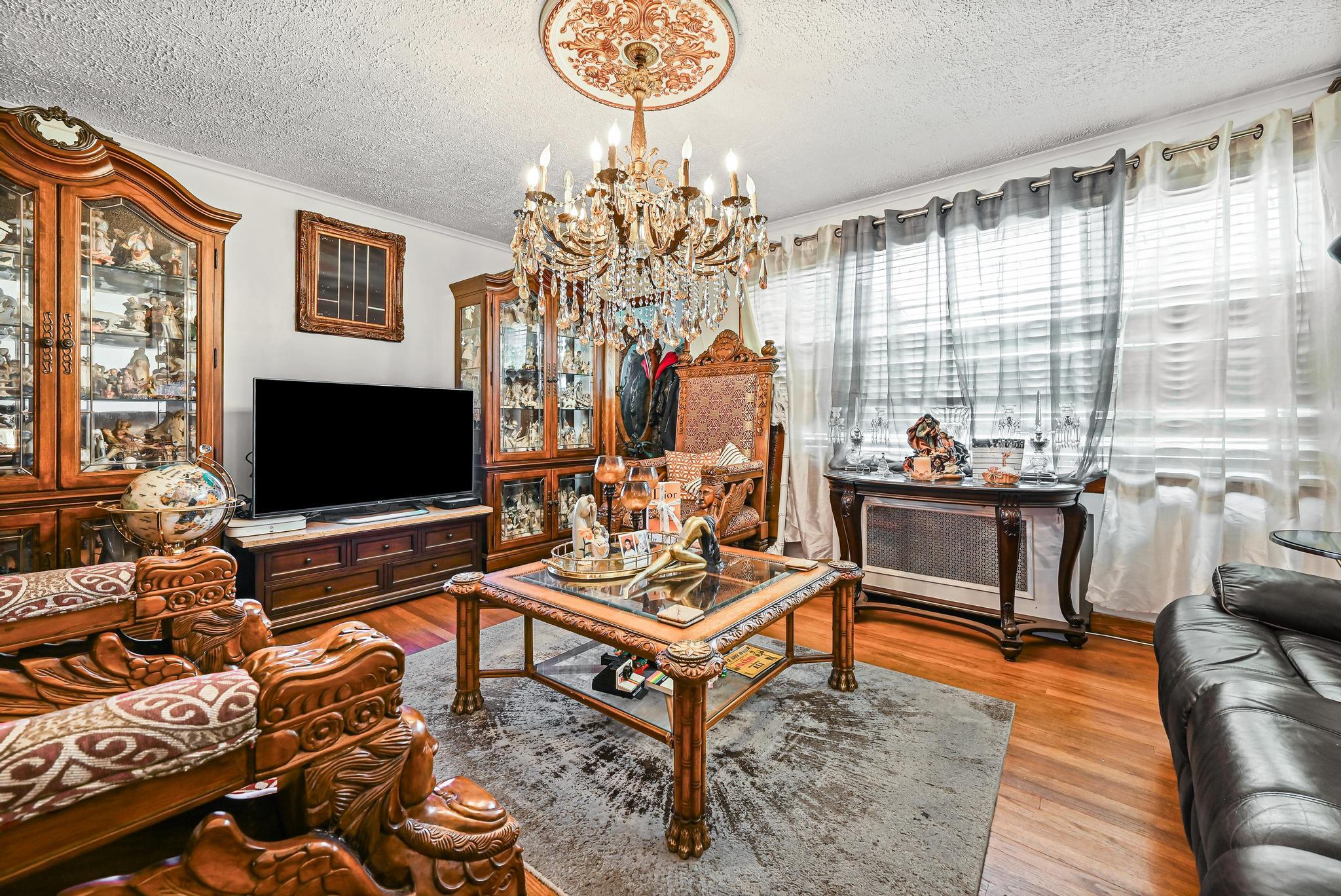 92 Fir Street, Valley Stream, NY 11580