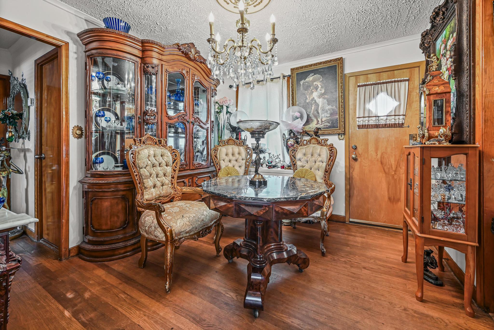 92 Fir Street, Valley Stream, NY 11580