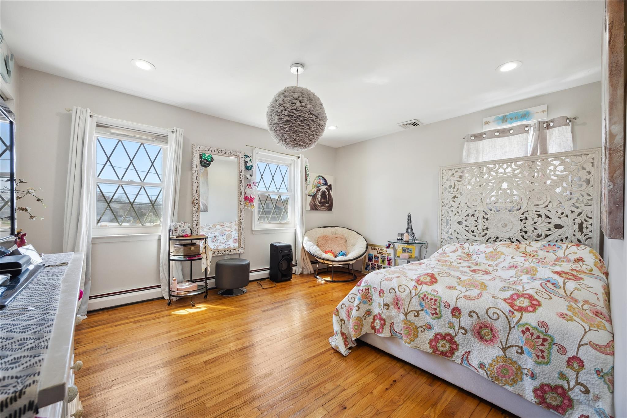 2701 S Seamans Neck, Seaford, NY 11783