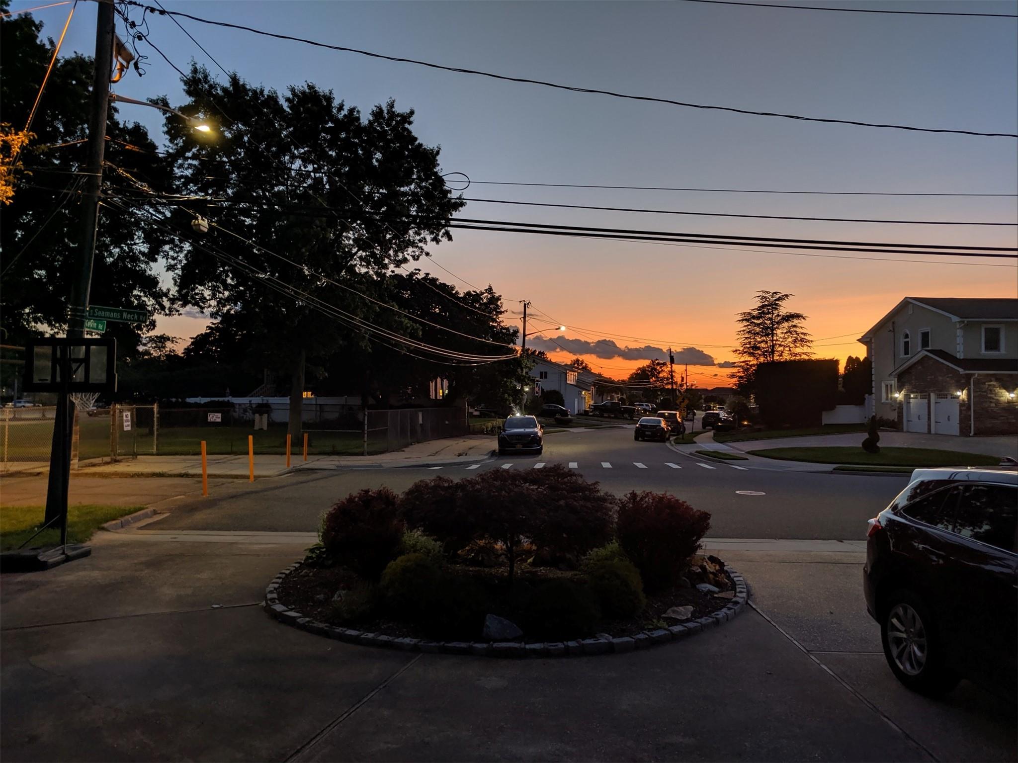 2701 S Seamans Neck, Seaford, NY 11783