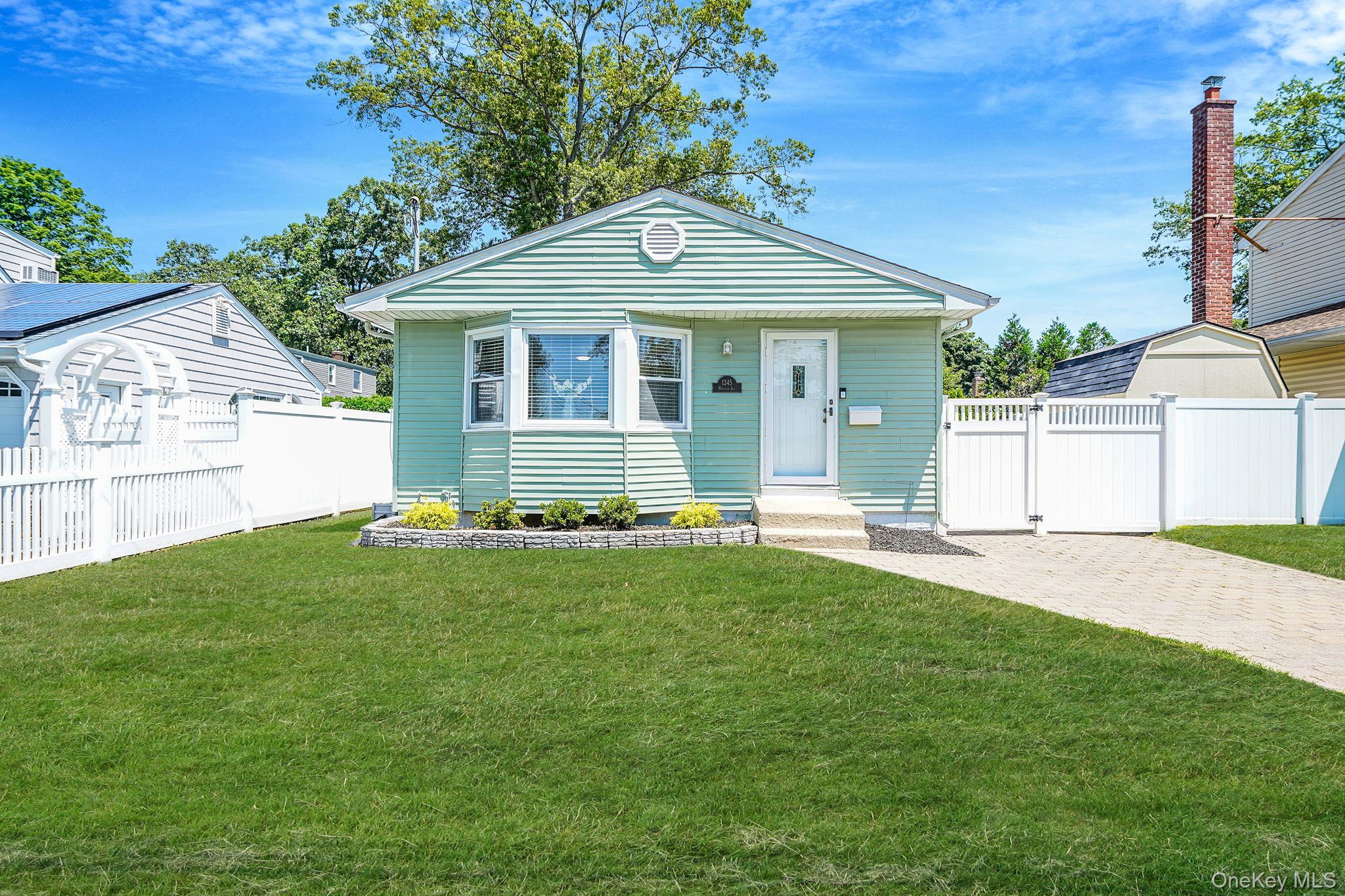 1345 Madison Avenue, West Islip, NY 11795