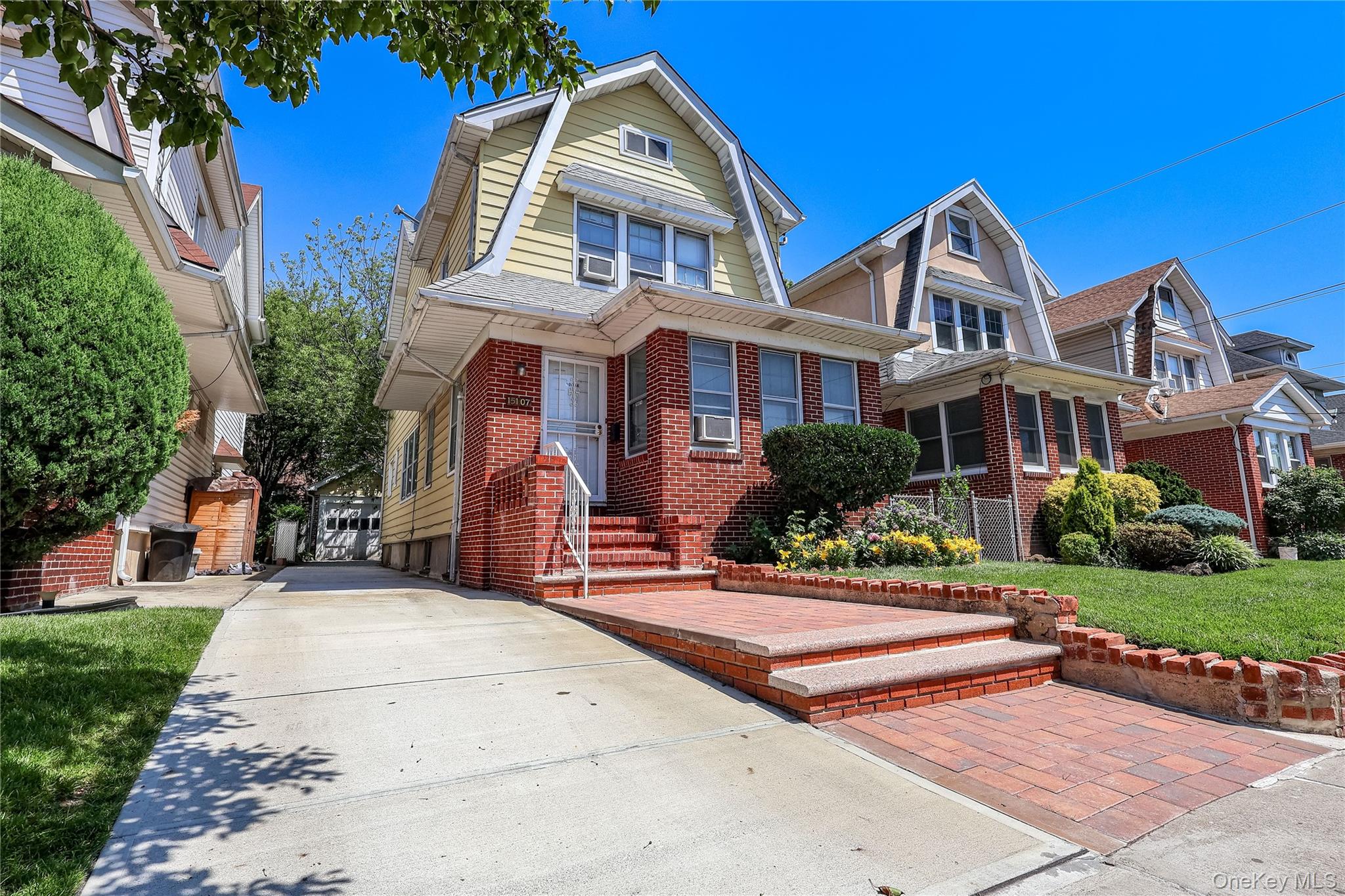 151-07 85th Avenue, Briarwood, NY 11432