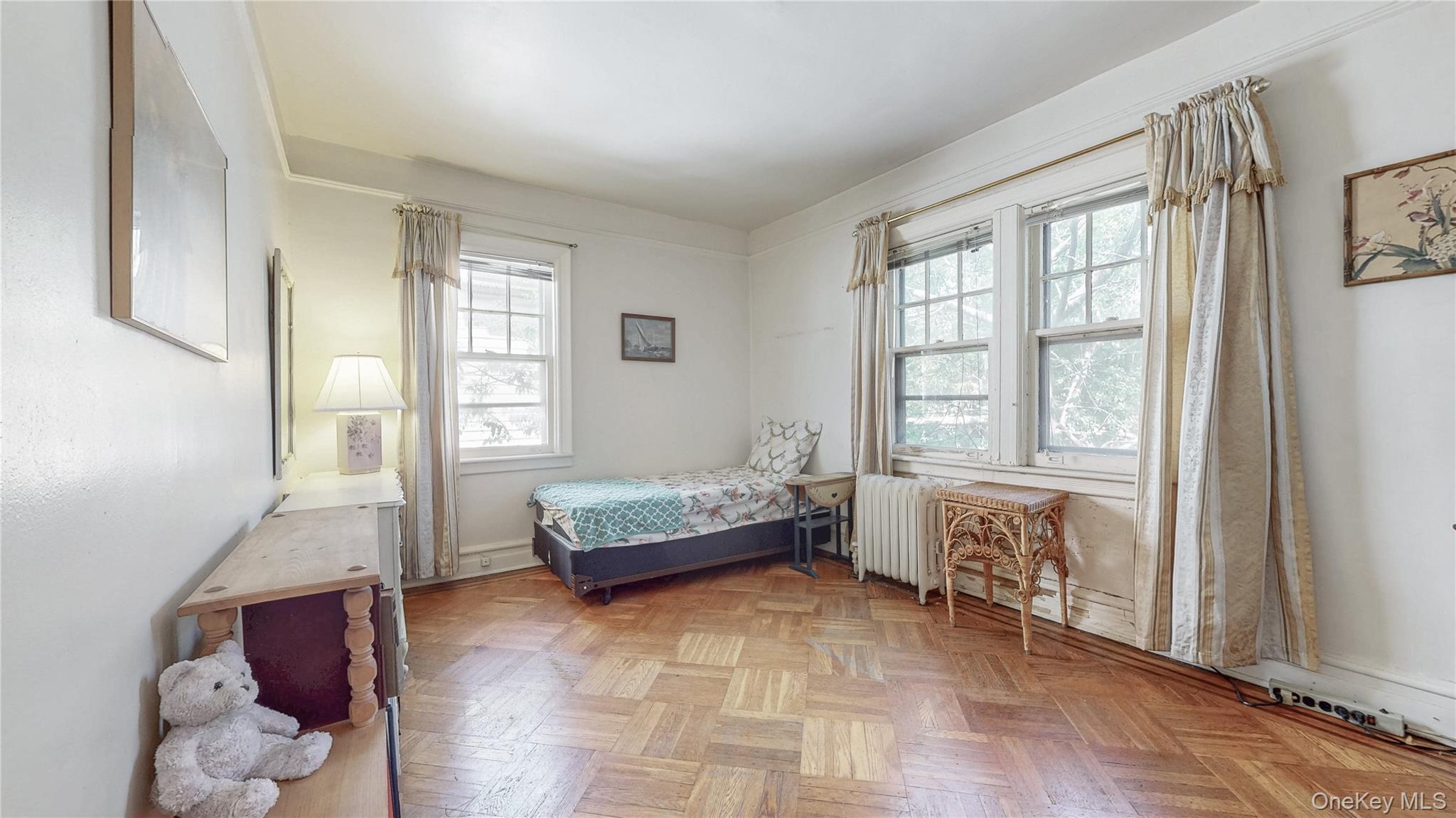 151-07 85th Avenue, Briarwood, NY 11432