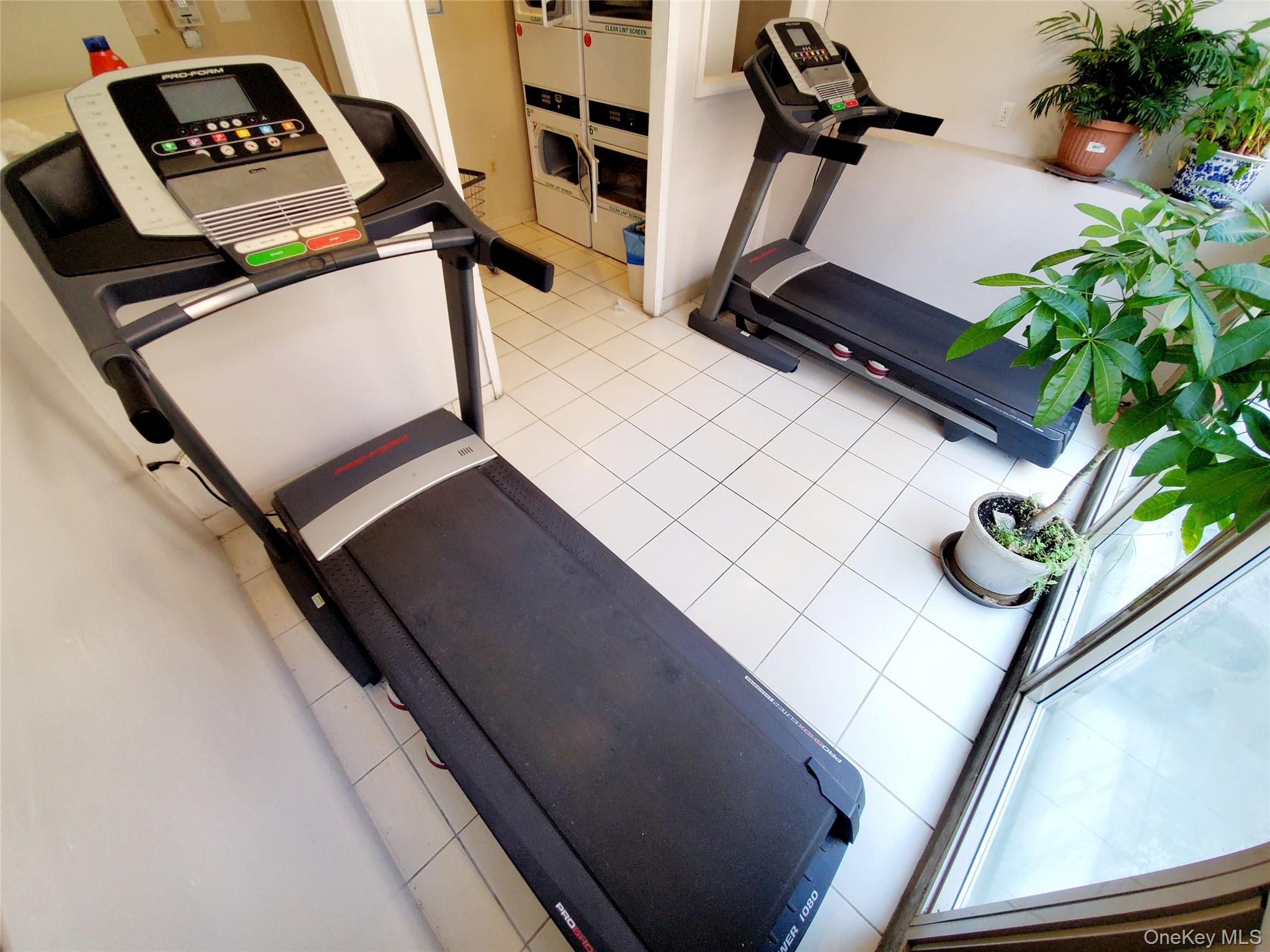 83-75 117th Street # 2D, Kew Gardens, NY 11418