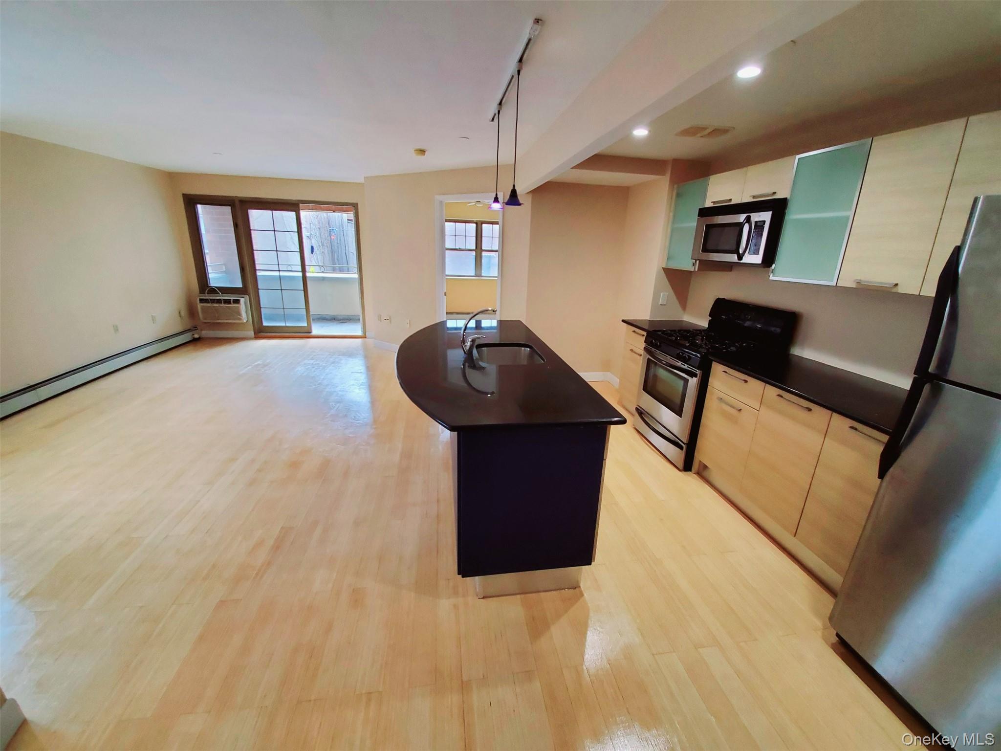 83-75 117th Street # 2D, Kew Gardens, NY 11418