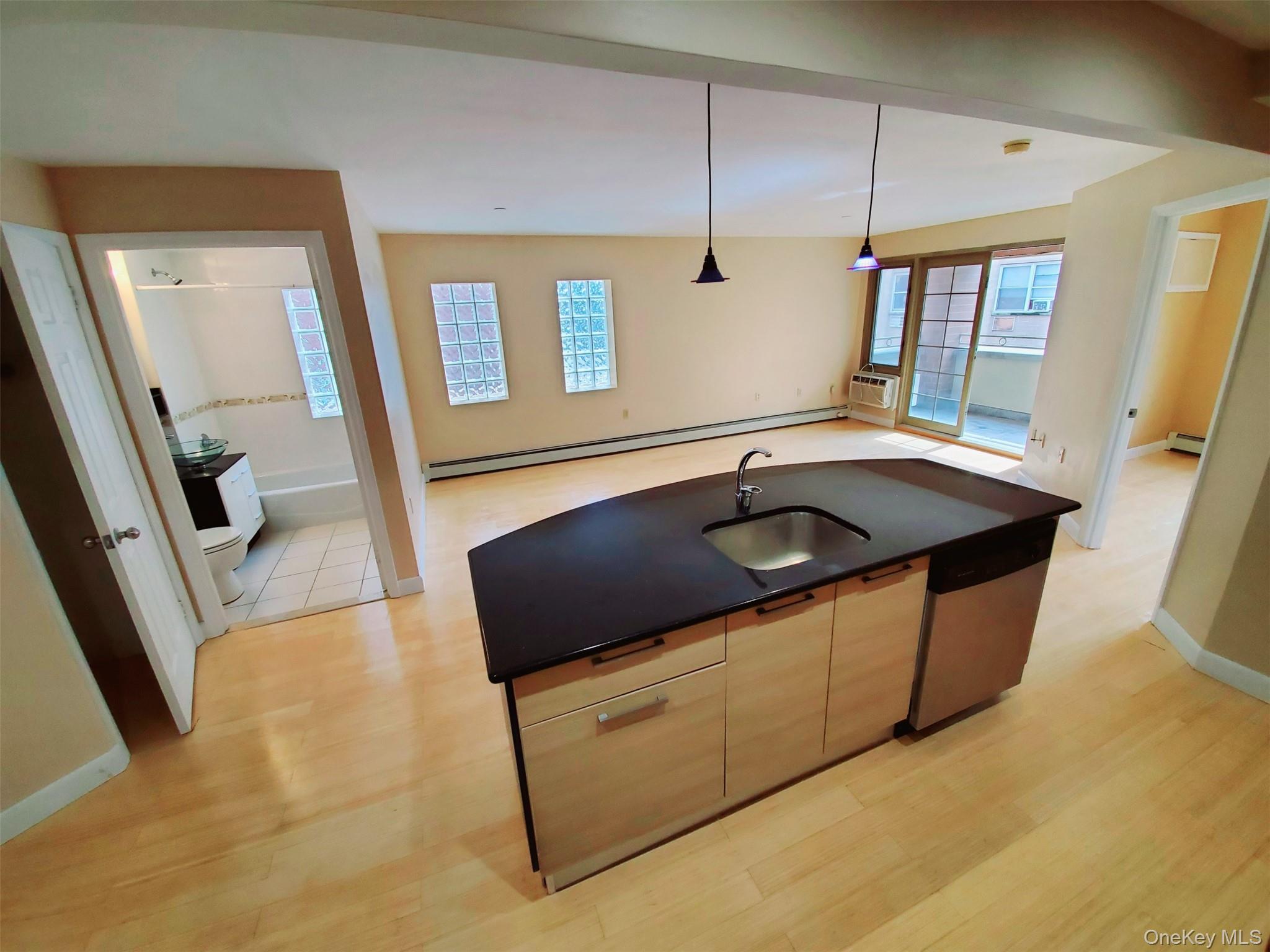 83-75 117th Street # 2D, Kew Gardens, NY 11418