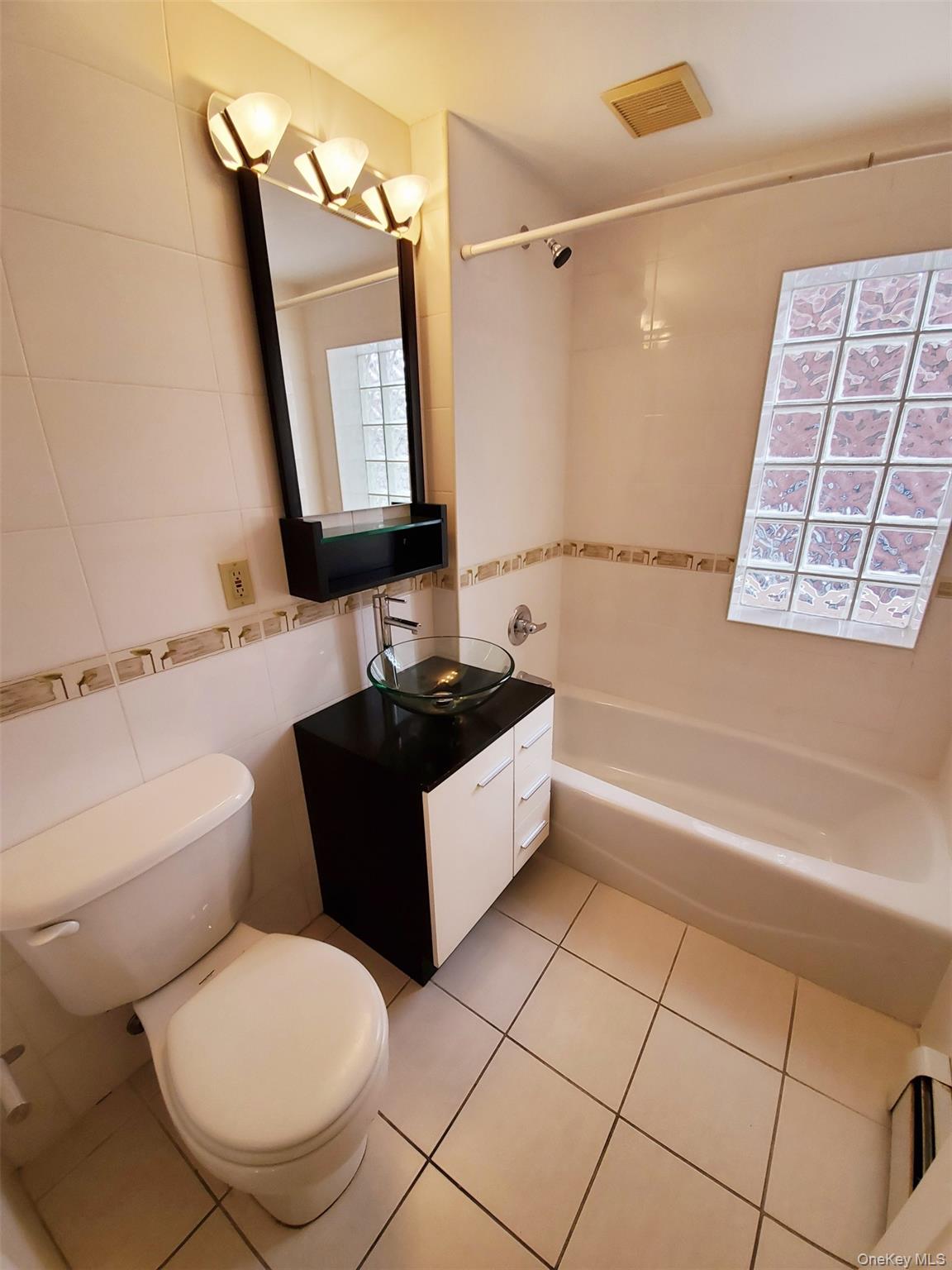 83-75 117th Street # 2D, Kew Gardens, NY 11418