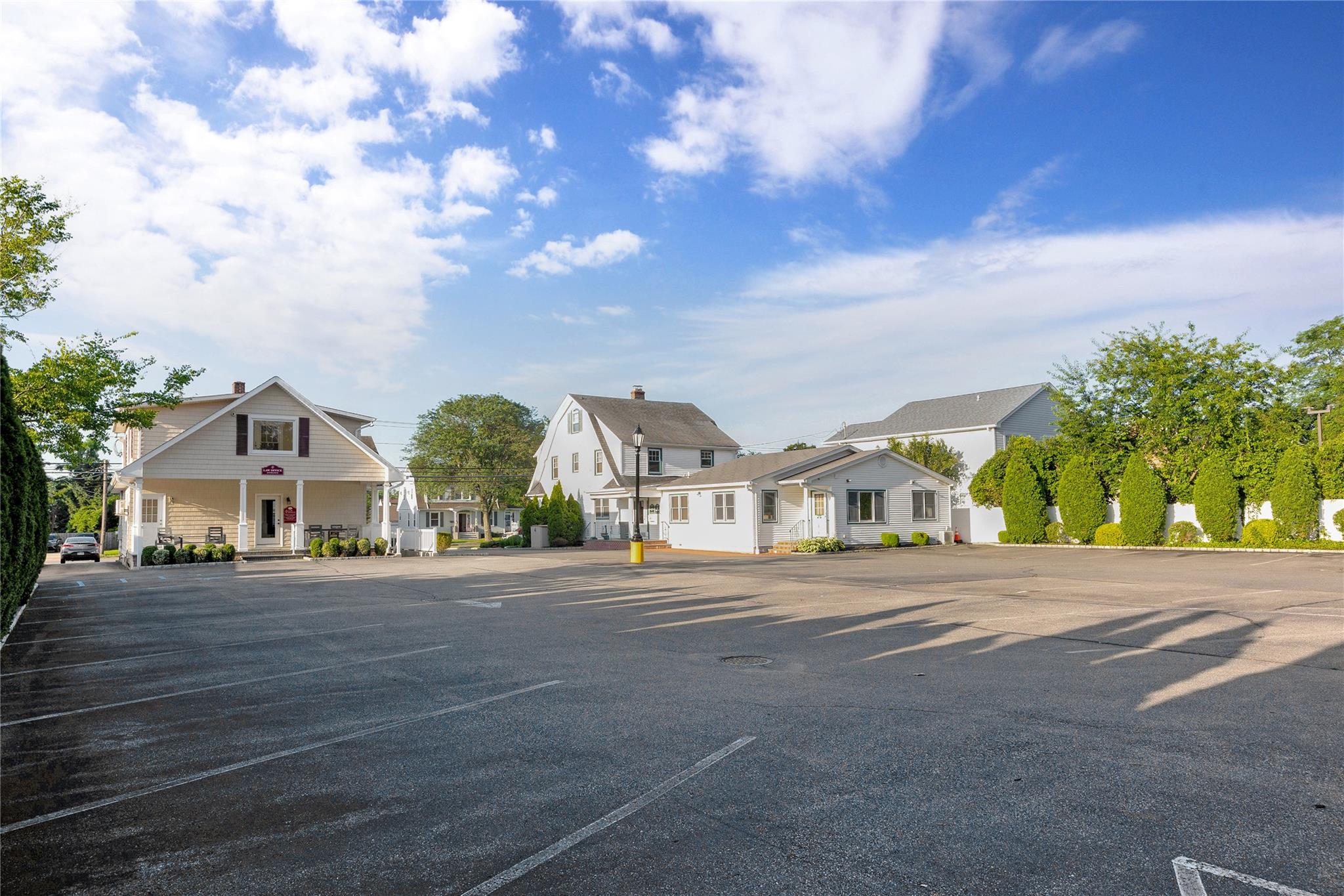 111 Conklin Street, Farmingdale, NY 11735