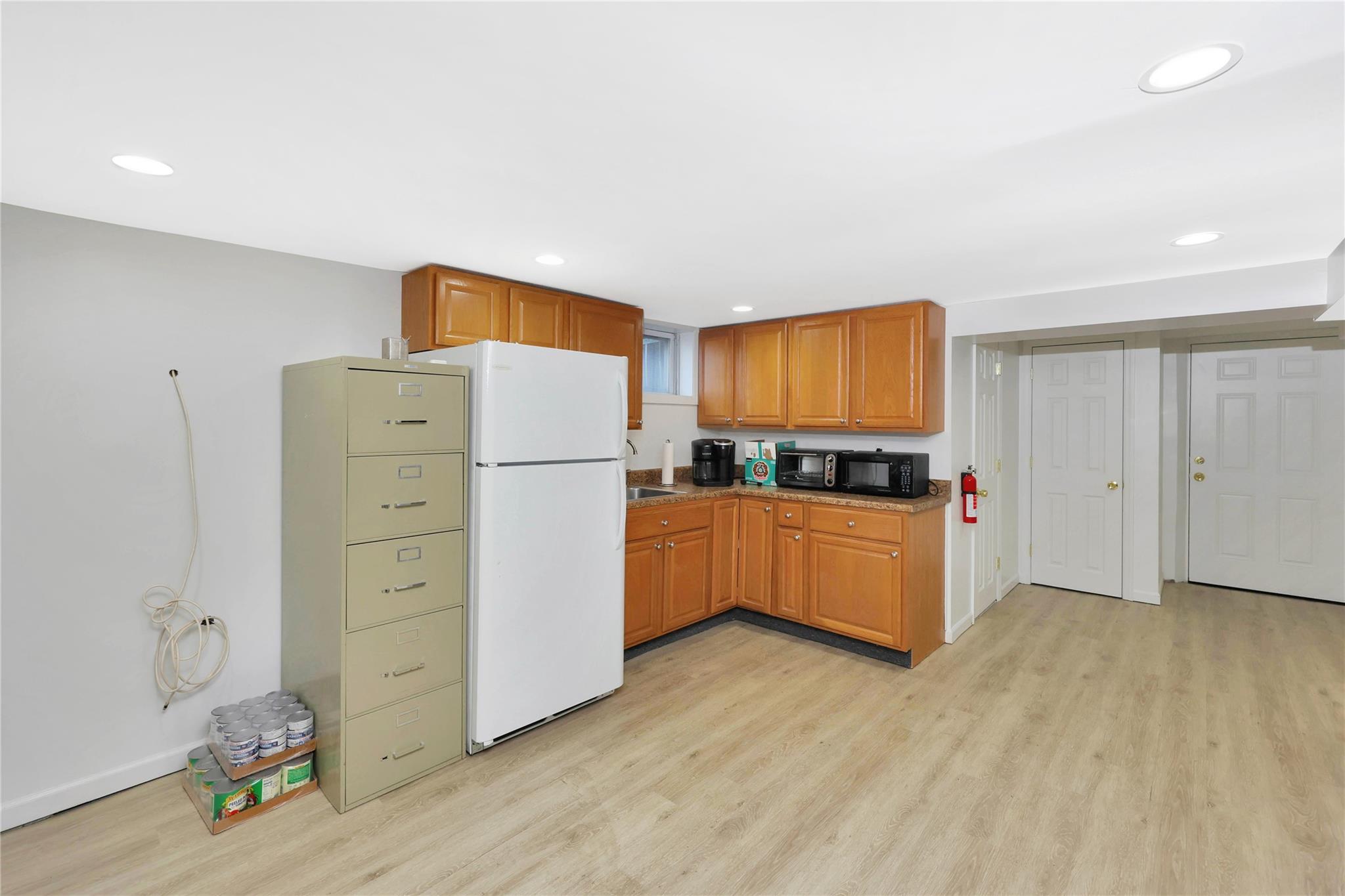 111 Conklin Street, Farmingdale, NY 11735