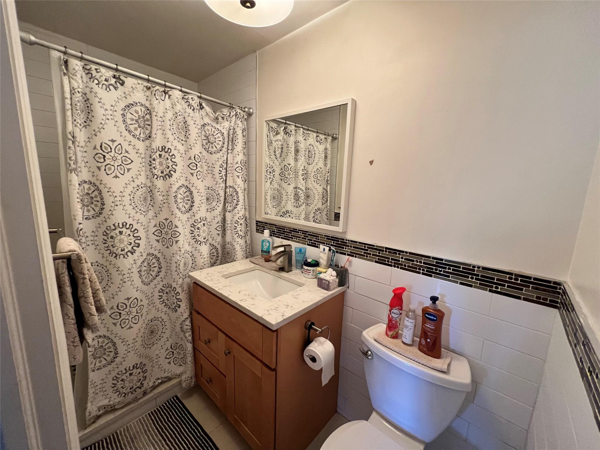 411 121st Street # 12A, College Point, NY 11356