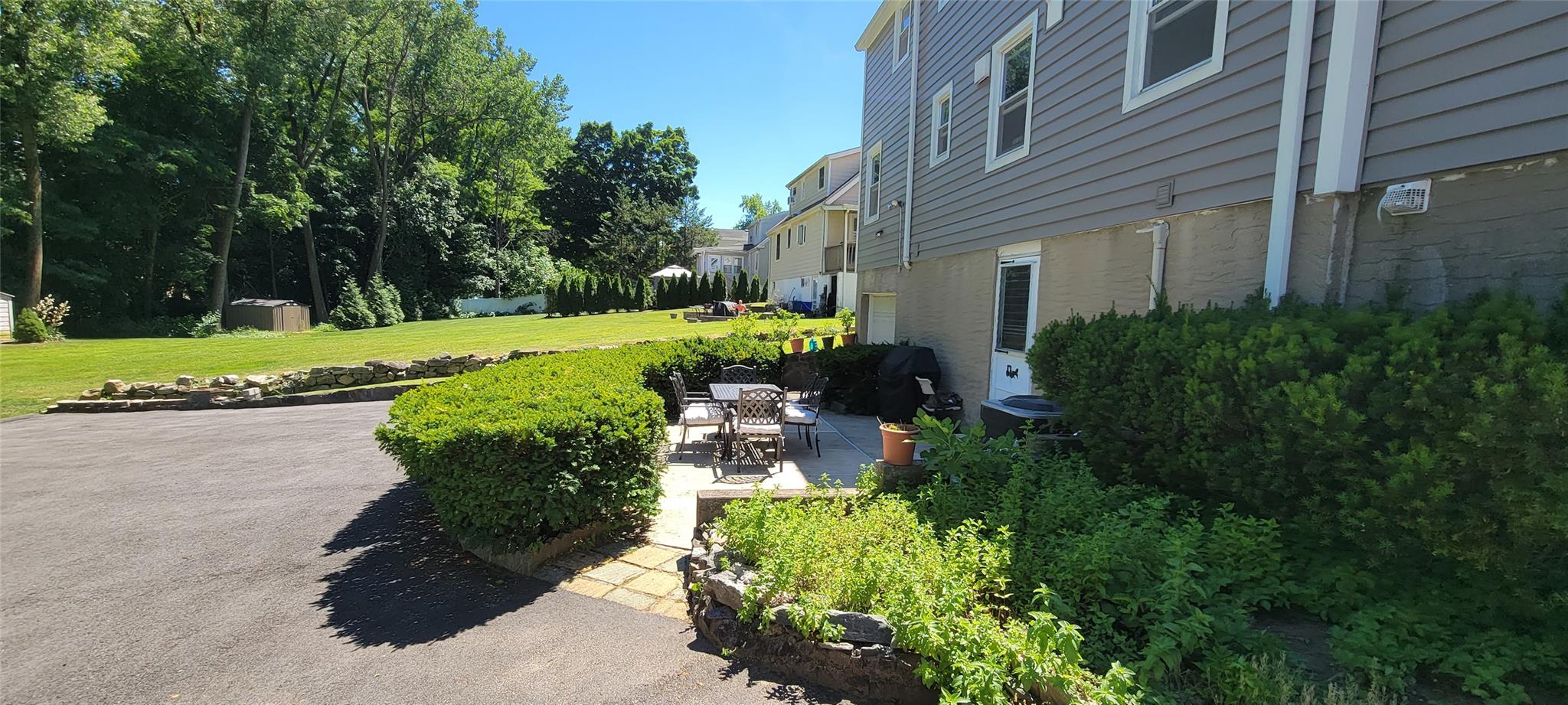 652 Scarsdale Road, Tuckahoe, NY 10707