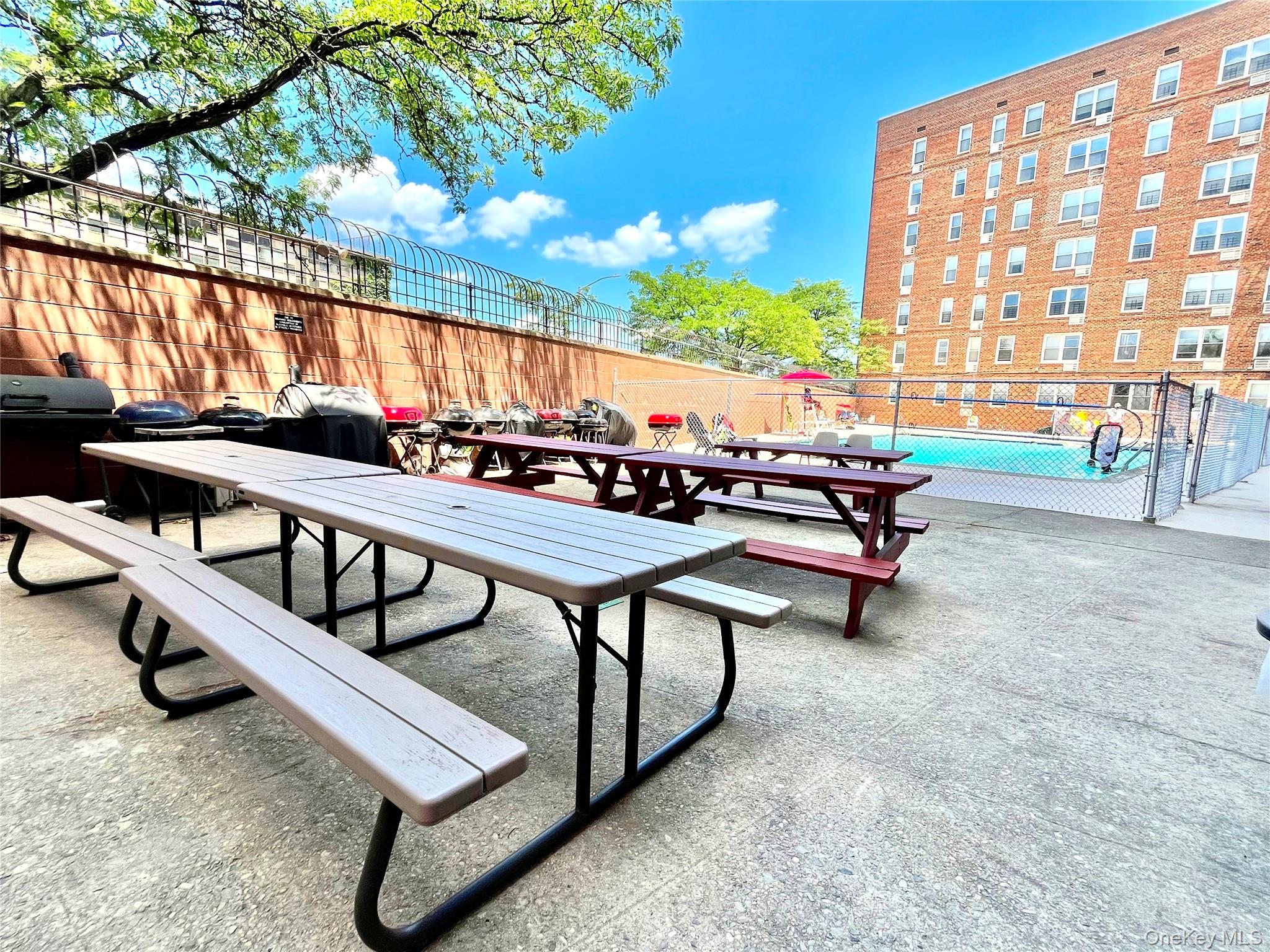 46-01 39th Avenue # 106, Sunnyside, NY 11104