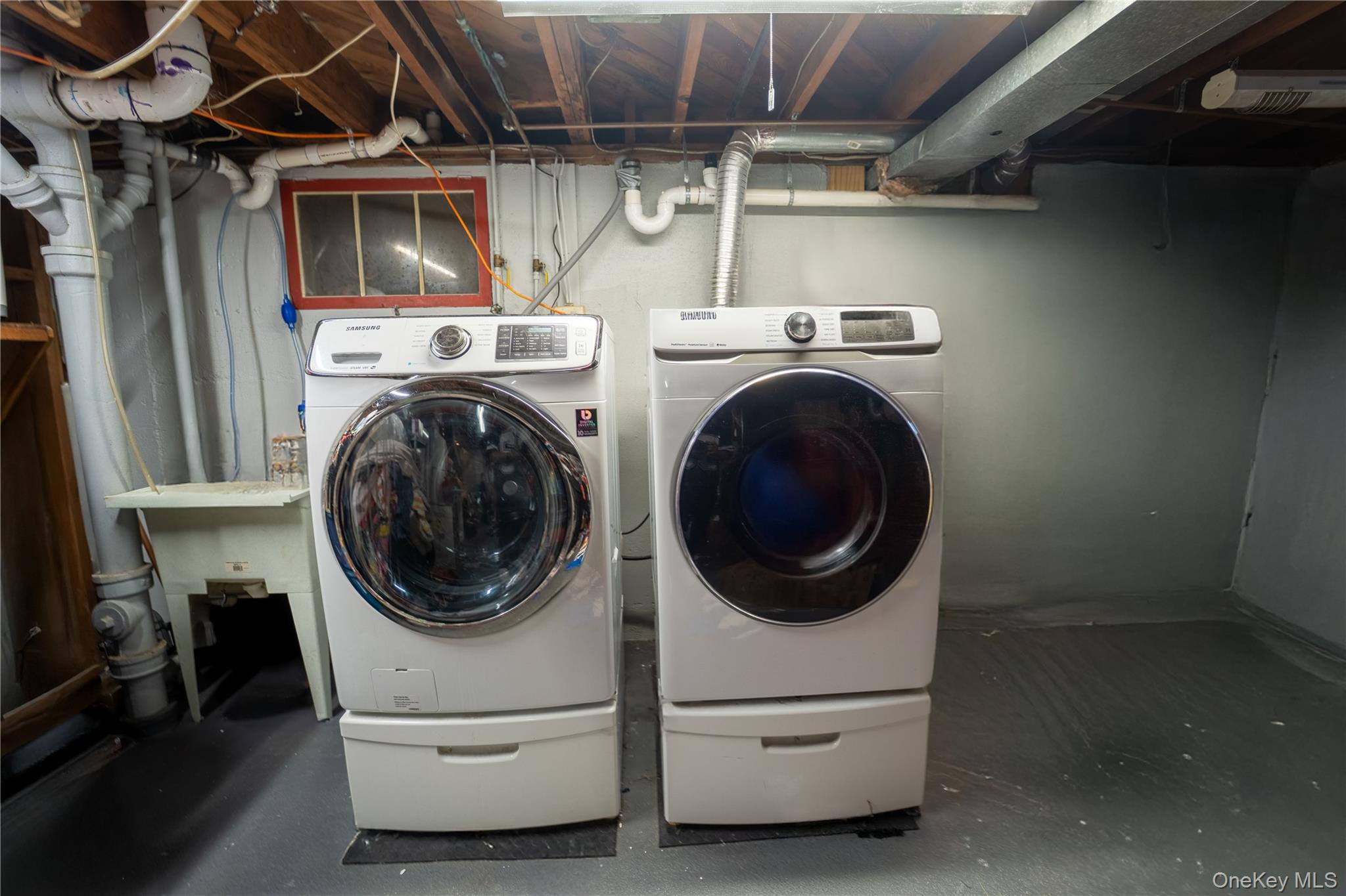 110 Roxbury Drive, Commack, NY 11725