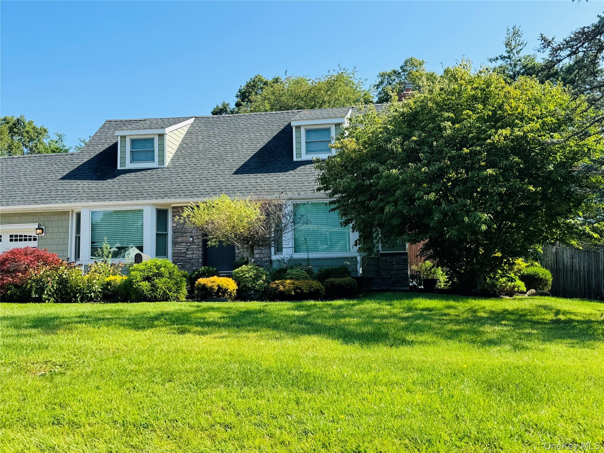 110 Roxbury Drive, Commack, NY 11725