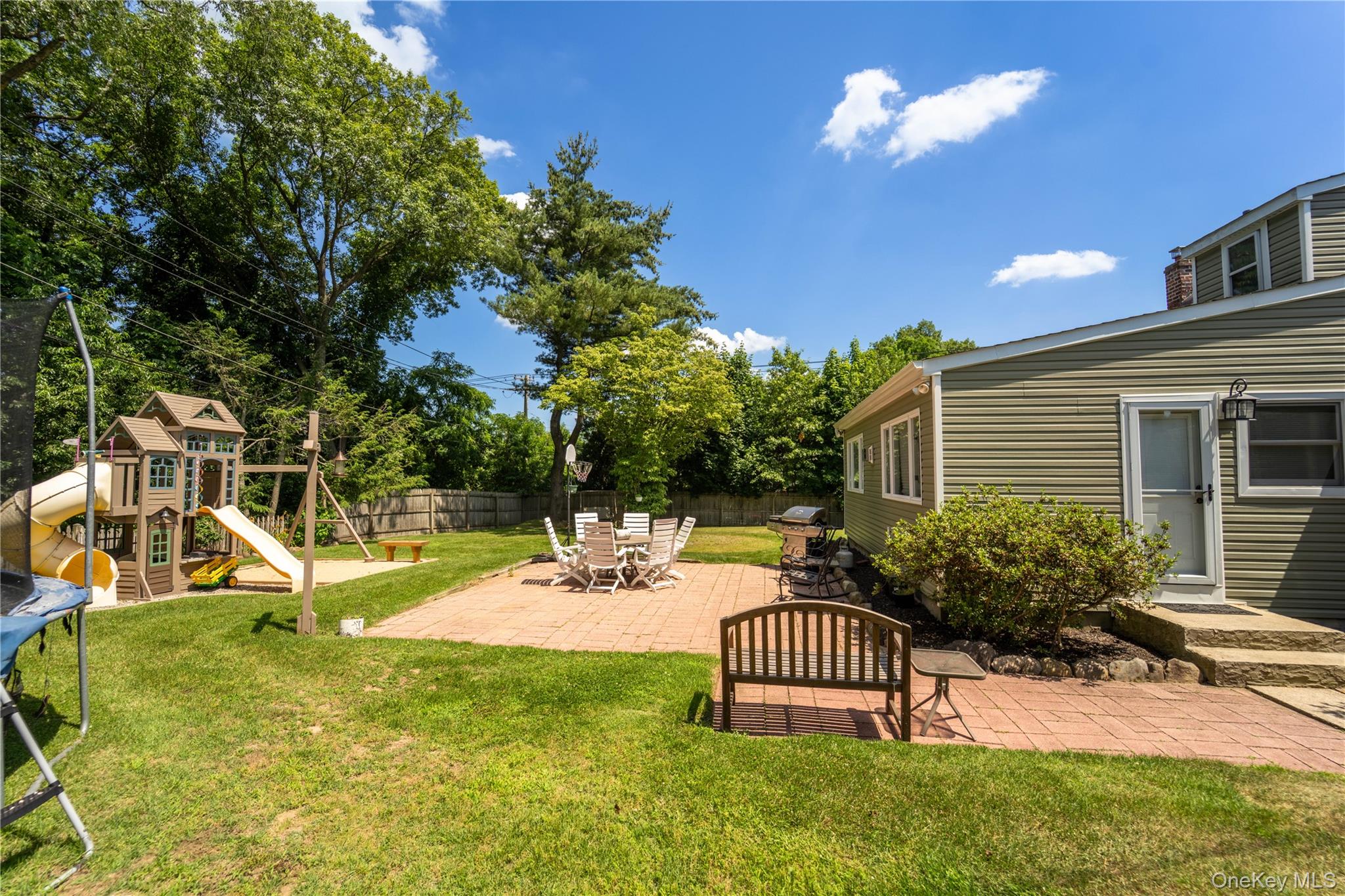 110 Roxbury Drive, Commack, NY 11725