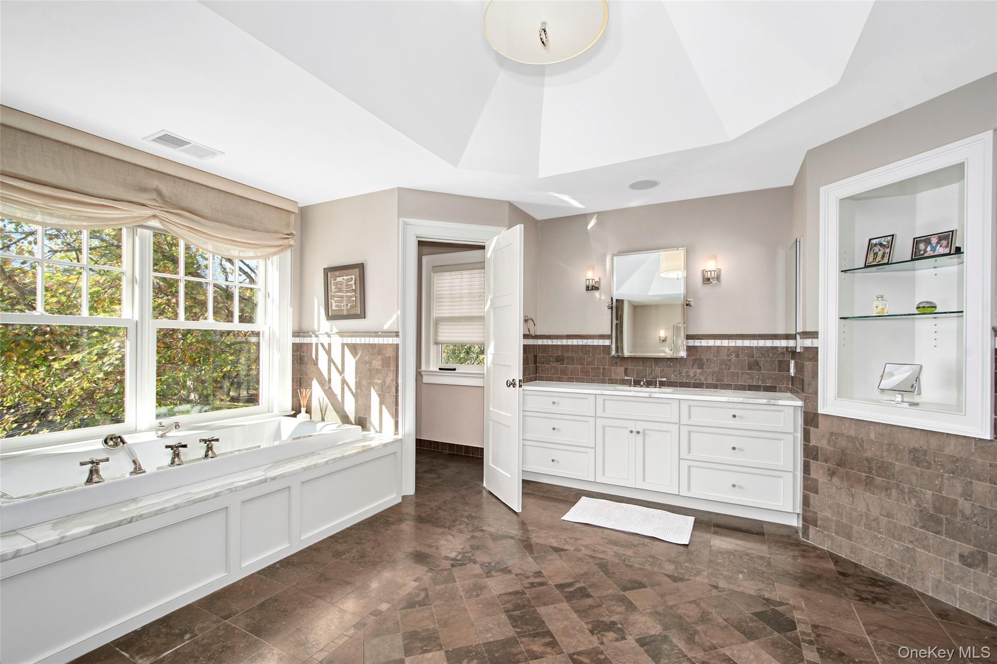 5 Sutton Farm Drive, Chappaqua, NY 10514