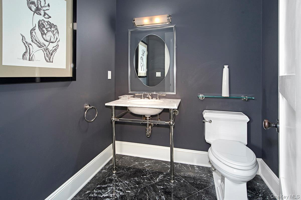 5 Sutton Farm Drive, Chappaqua, NY 10514