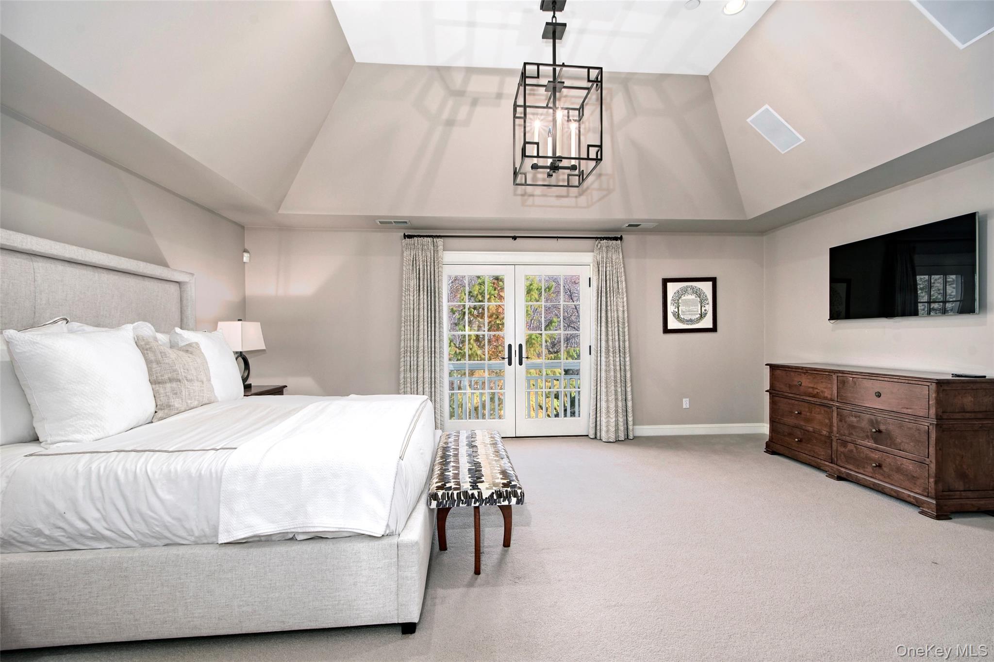 5 Sutton Farm Drive, Chappaqua, NY 10514