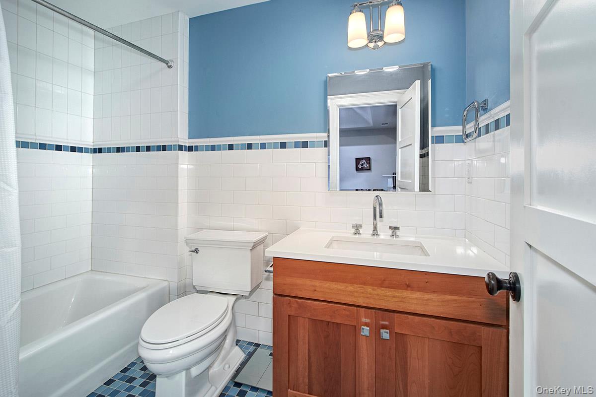 5 Sutton Farm Drive, Chappaqua, NY 10514