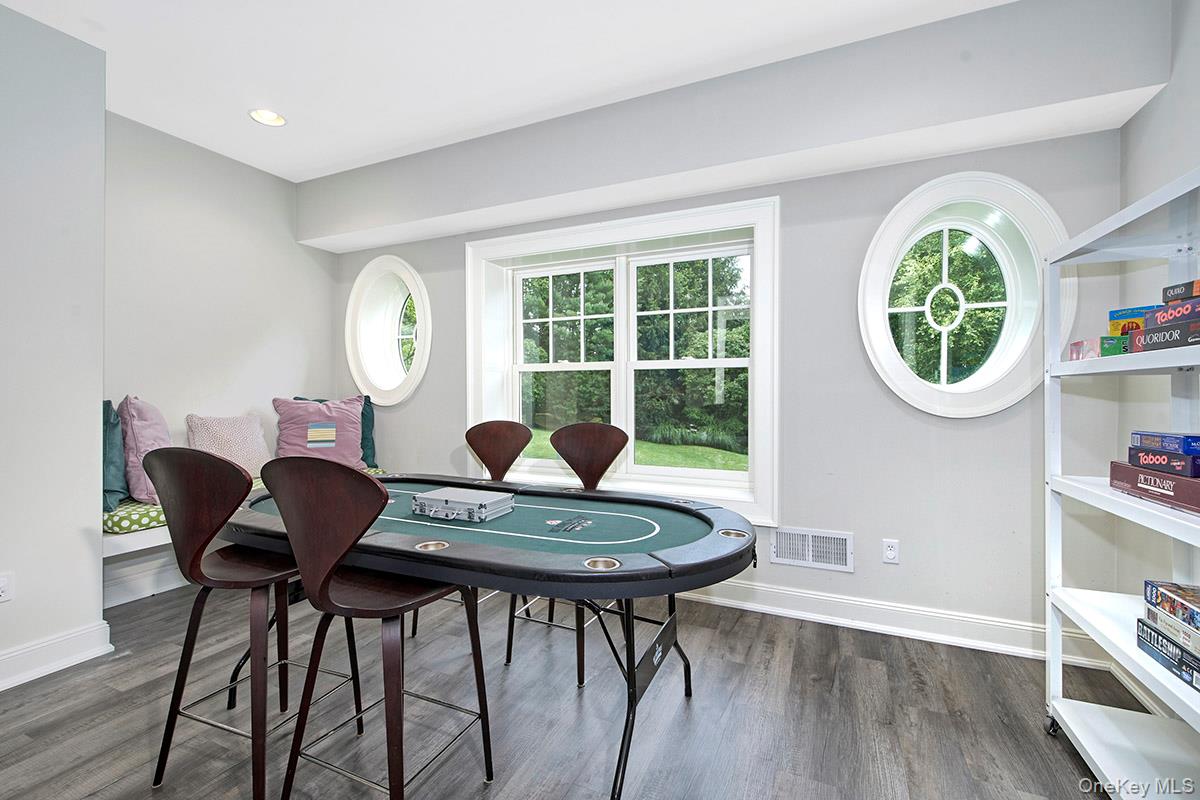 5 Sutton Farm Drive, Chappaqua, NY 10514