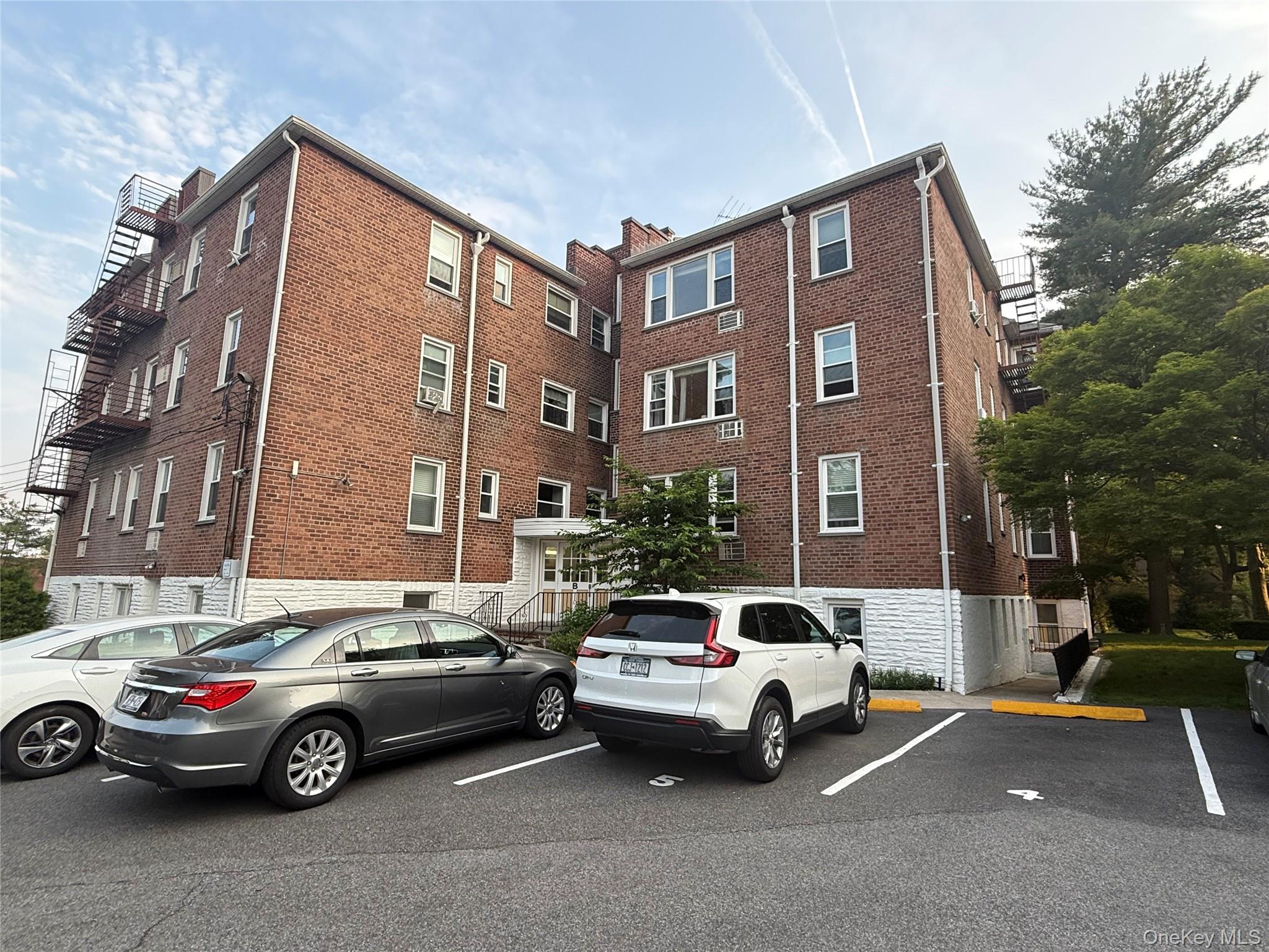 600 Pelham Road # Building B Unit E, New Rochelle, NY 10805