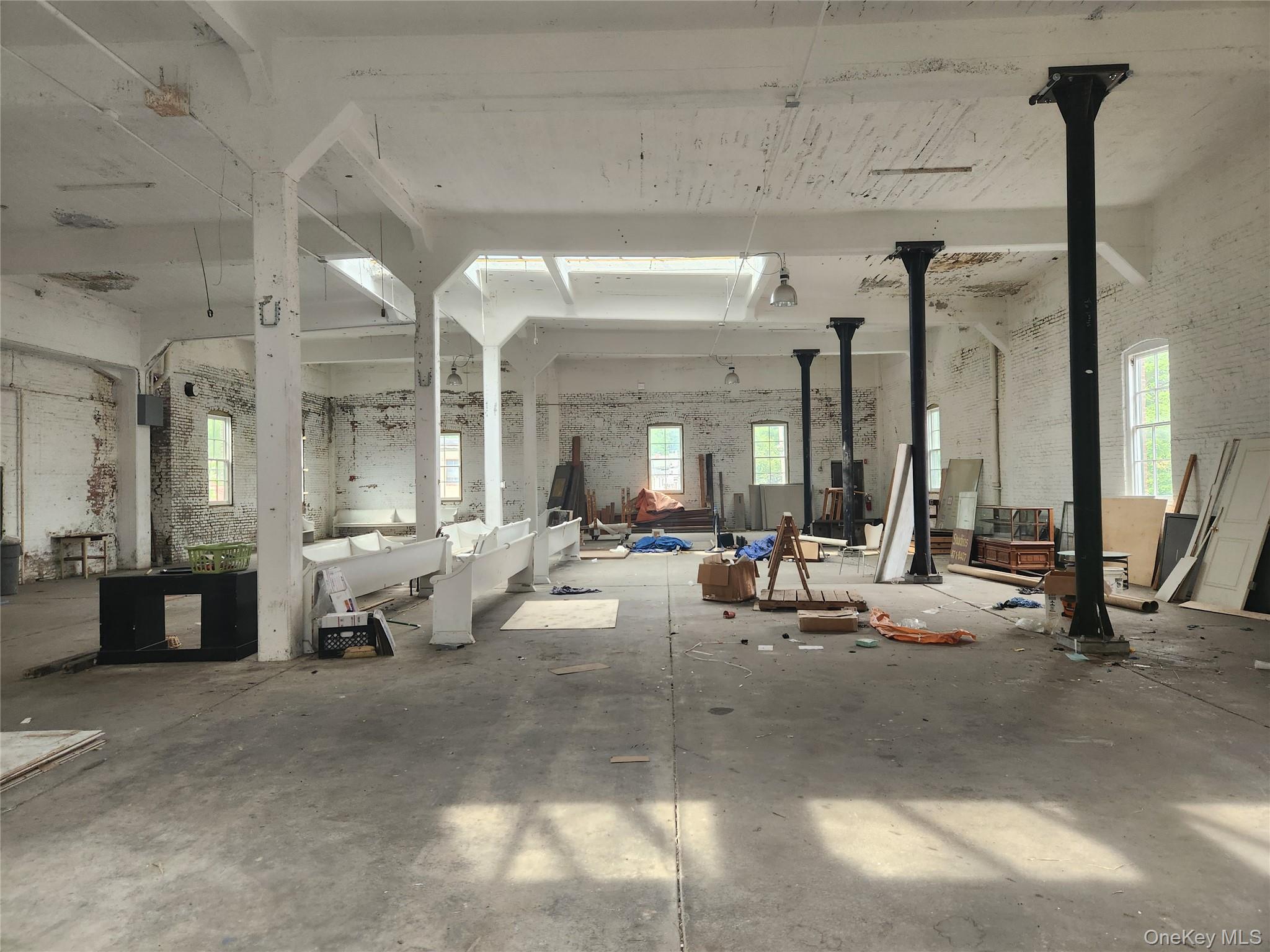 489 Main Street, Poughkeepsie, NY 12601