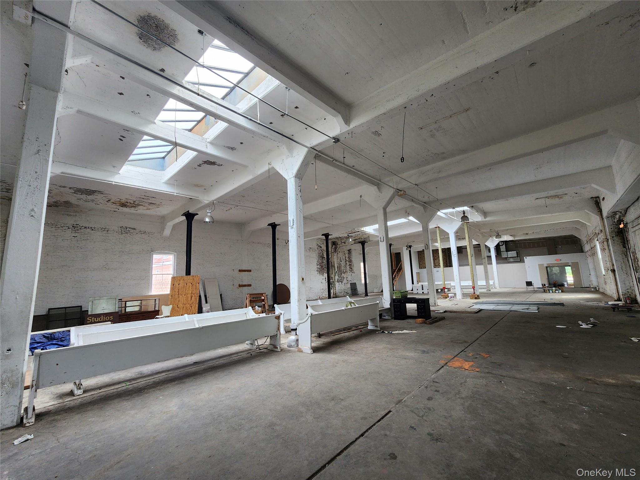 489 Main Street, Poughkeepsie, NY 12601