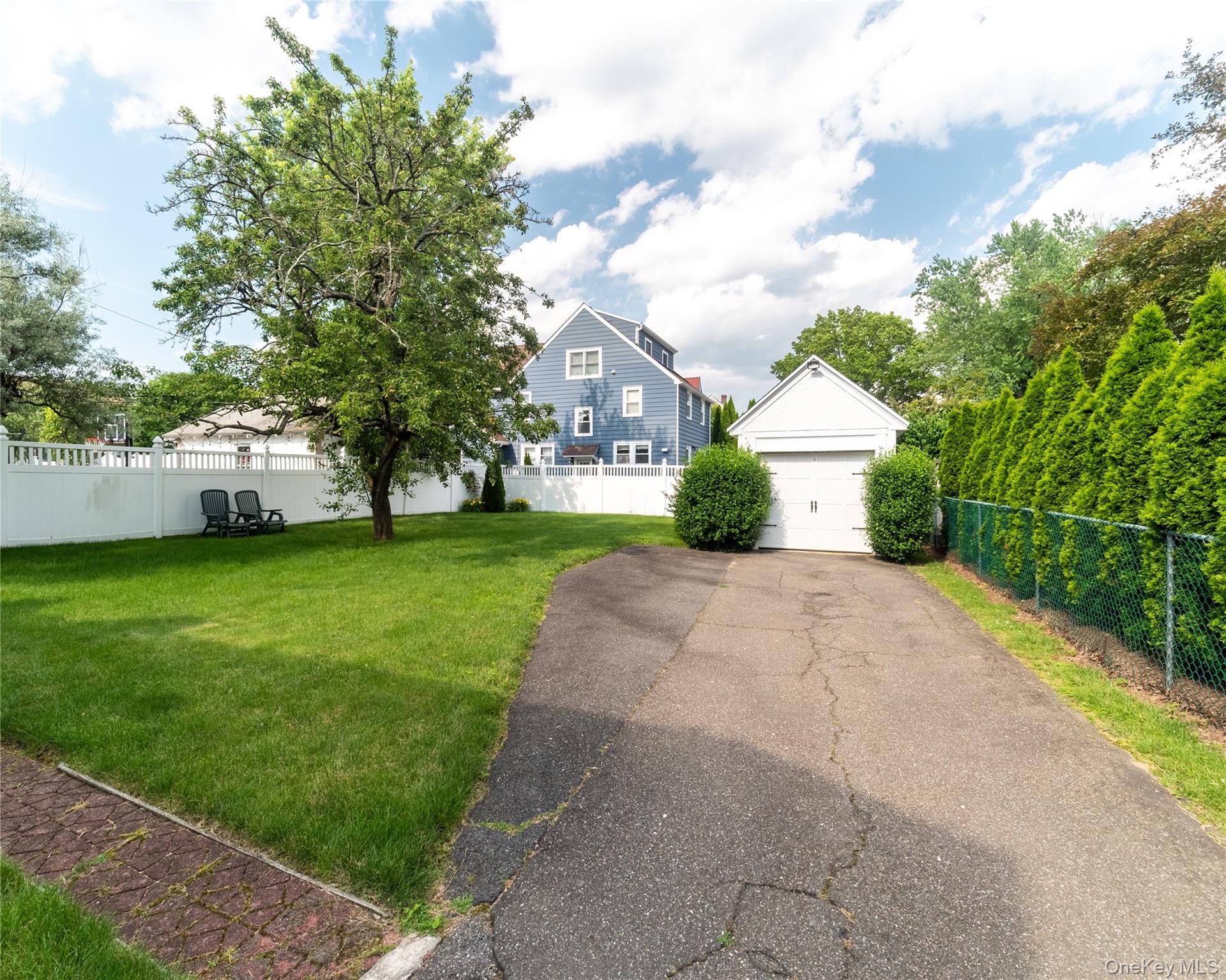 17 Austin Place, Port Chester, NY 10573