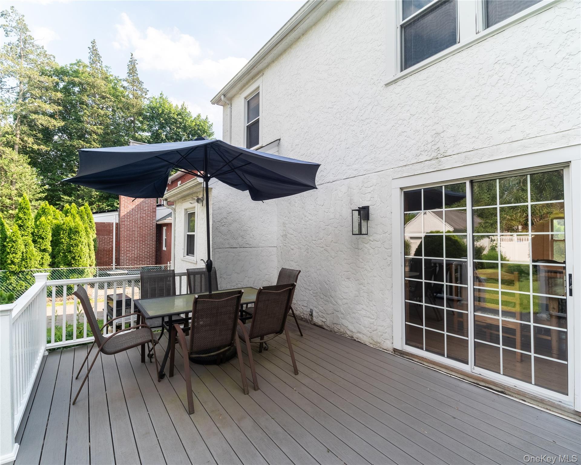 17 Austin Place, Port Chester, NY 10573