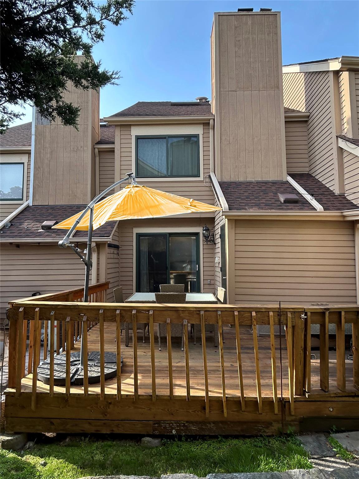 6 Lisa Court, Dobbs Ferry, NY 10522