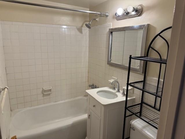 89-15 Parsons Boulevard # #4B, Jamaica, NY 11432