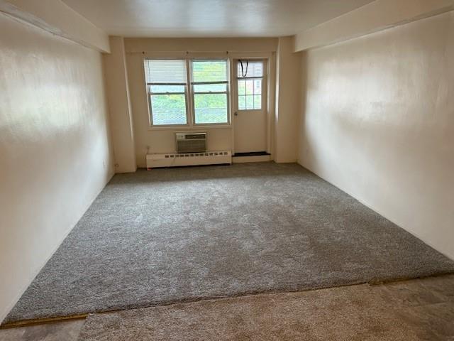 89-15 Parsons Boulevard # #4B, Jamaica, NY 11432