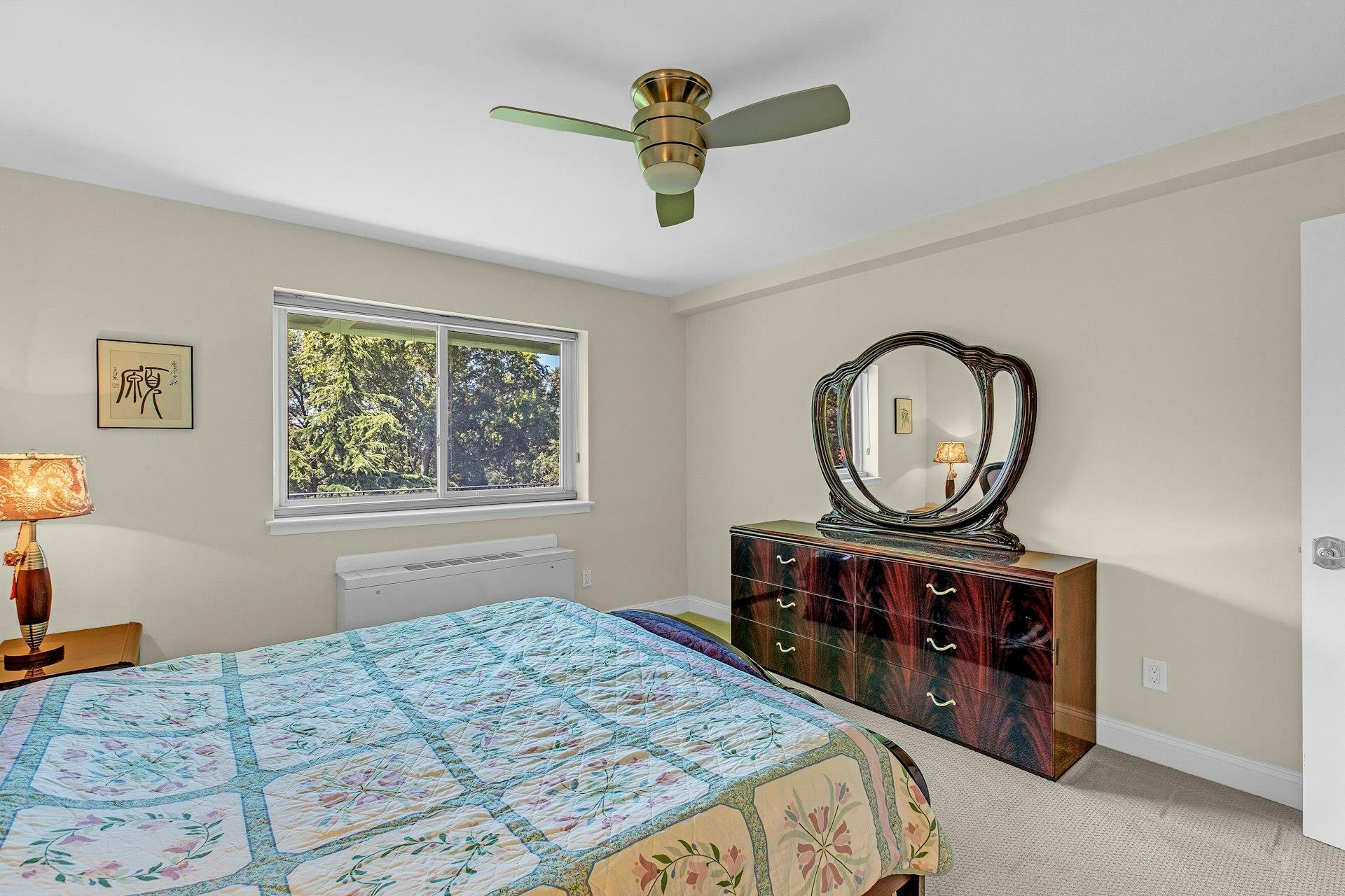 30 Barstow Road N # 3C, Great Neck, NY 11021