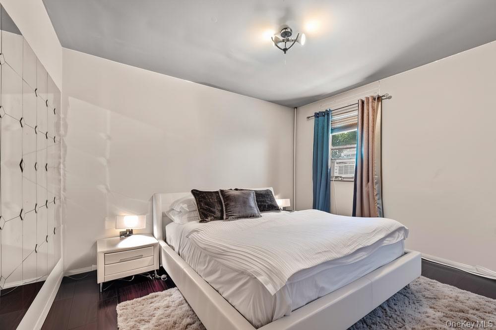 1314 College Point Blvd, College Point, NY 11356