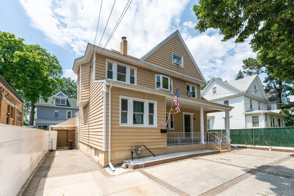 1314 College Point Blvd, College Point, NY 11356