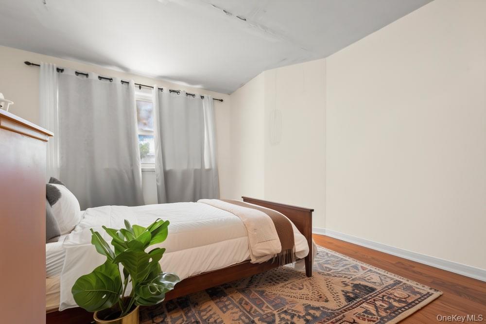 1314 College Point Blvd, College Point, NY 11356