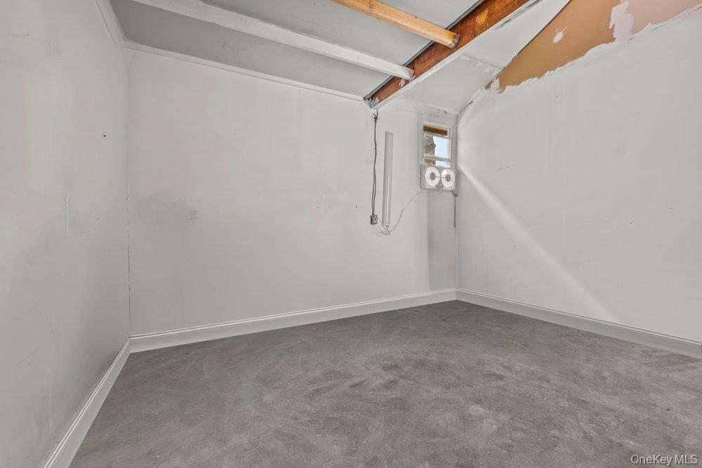 1314 College Point Blvd, College Point, NY 11356