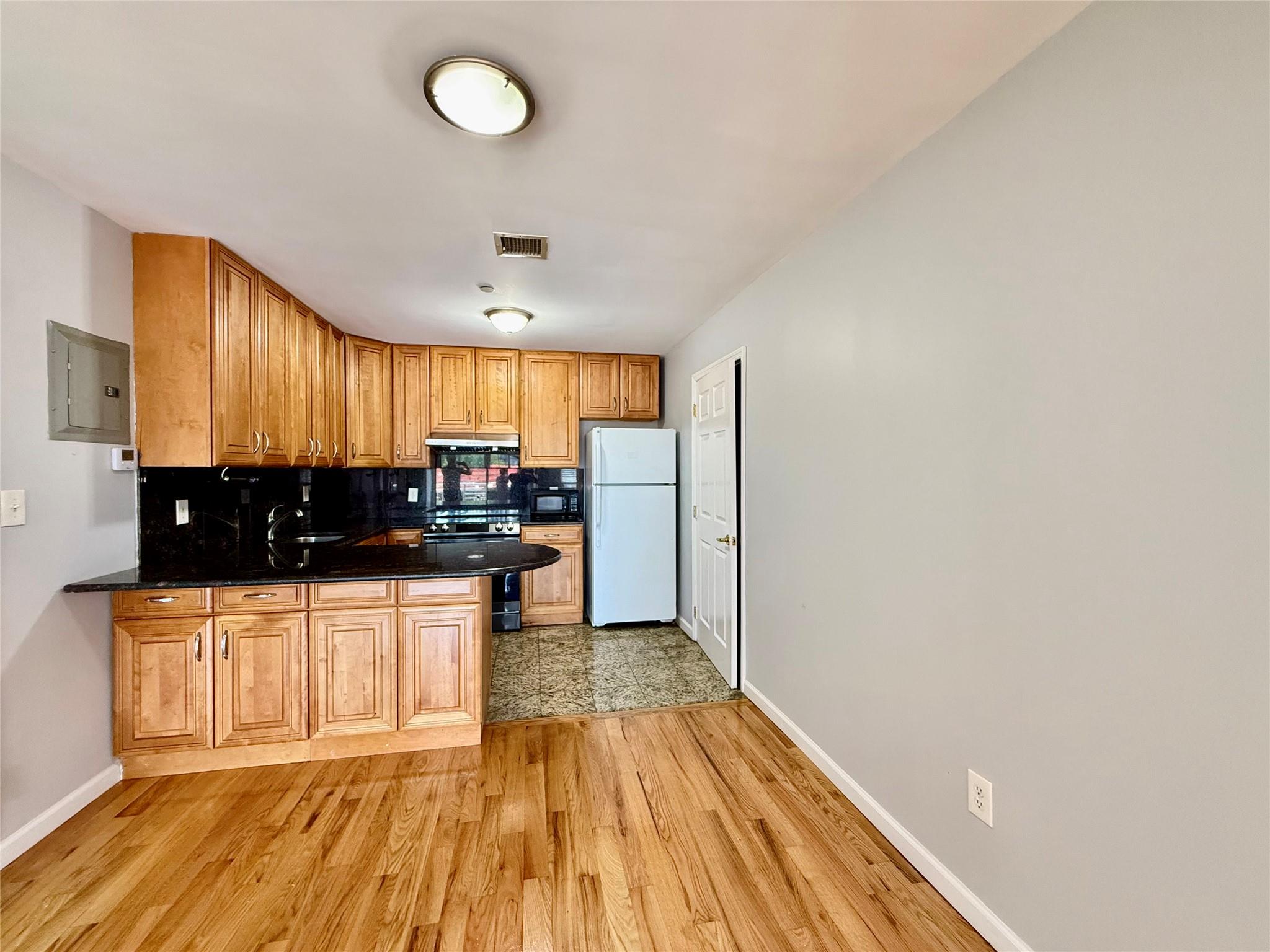 31-18 Union Street # 3B, Flushing, NY 11354