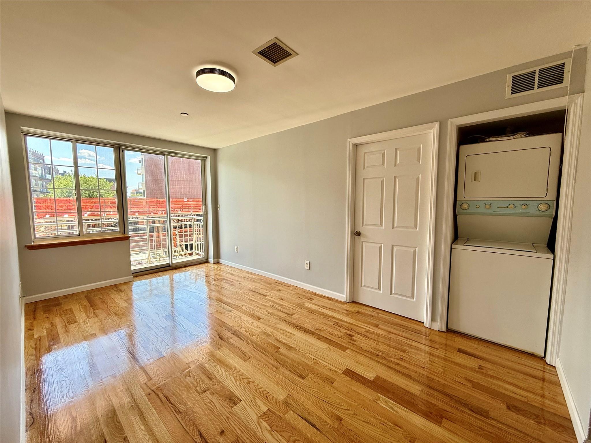 31-18 Union Street # 3B, Flushing, NY 11354