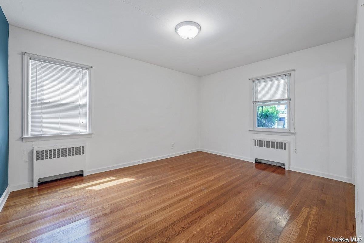 216 Raff Avenue, Mineola, NY 11501