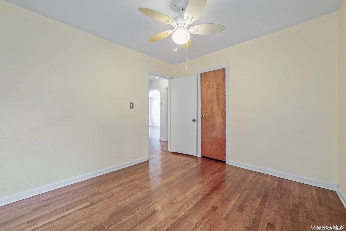 216 Raff Avenue, Mineola, NY 11501