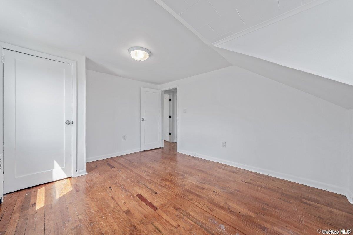 216 Raff Avenue, Mineola, NY 11501